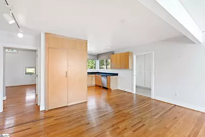 10 Waccamaw Avenue, Greenville, SC 29605 - Photo 11