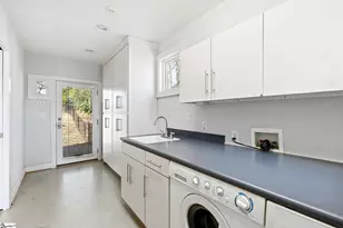 10 Waccamaw Ave, Greenville, SC 29605 - Photo 17