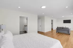 21 8th St, Greenville, SC 29611 - Photo 25