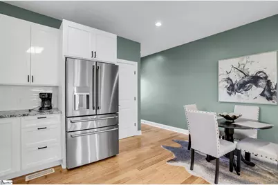 21 8th Street, Greenville, SC 29611 - Photo 13