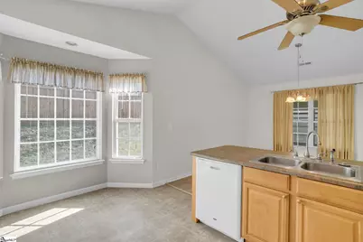 6 Clematis Drive, Taylors, SC 29687 - Photo 9