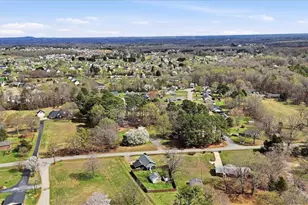 166 Berry Rd, Boiling Springs, SC 29316 - Photo 31