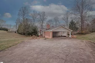 1618 E Saluda Lake Rd, Greenville, SC 29611 - Photo 3