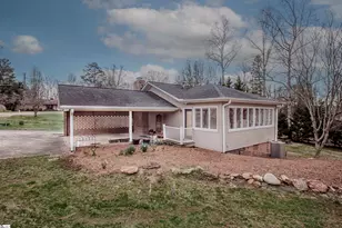 1618 E Saluda Lake Rd, Greenville, SC 29611 - Photo 7