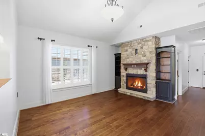 105 Bur Oak Drive, Taylors, SC 29687 - Photo 9