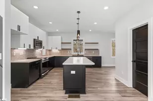 649 Canterbury Rd, Piedmont, SC 29673 - Photo 3