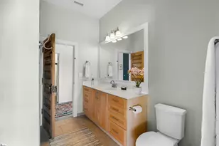 400 Mills Ave, Greenville, SC 29605 - Photo 11