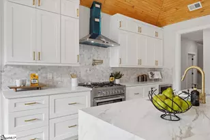 304 Avenue of Oaks, Anderson, SC 29621 - Photo 9