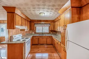 207 Maid Marion Dr, Union, SC 29379 - Photo 17