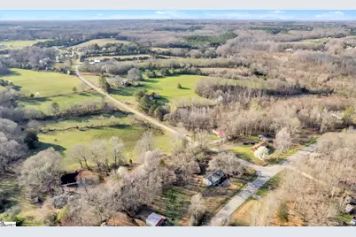 1409 Old Spartanburg Highway, Woodruff, SC 29388 - Photo 31