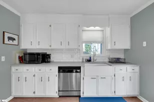 124 Bendingwood Cir, Taylors, SC 29687 - Photo 9