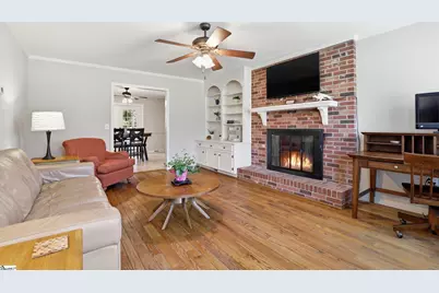 109 Creekside Road, Greer, SC 29650 - Photo 3