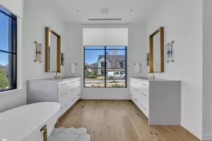 32 Gardenview Ave, Greenville, SC 29601 - Photo 13