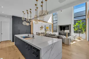 32 Gardenview Ave, Greenville, SC 29601 - Photo 3