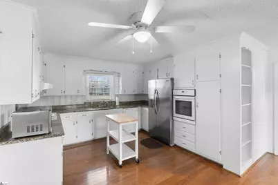 113 Buddy Avenue, Greer, SC 29651 - Photo 3