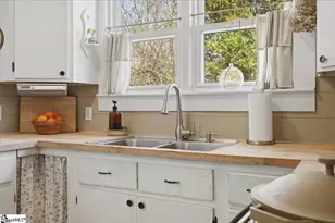 17 1st St, Inman, SC 29349 - Photo 7