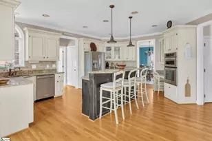 301 Rosebud Ln, Greer, SC 29650 - Photo 17