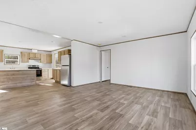 112 Kinston Drive, Easley, SC 29640 - Photo 5