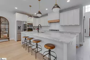 24 Hawkins Rd, Greenville, SC 29615 - Photo 7