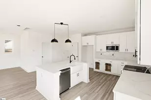 182 Buncombe St, Woodruff, SC 29388 - Photo 9