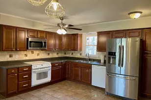 340 Ferndale Dr, Boiling Springs, SC 29316 - Photo 9