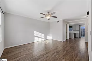 1 Hartsville Dr, Taylors, SC 29687 - Photo 3