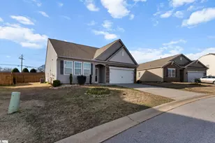 521 Friar Park Ln, Lyman, SC 29635 - Photo 3