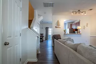 208 Elise Dr, Greer, SC 29650 - Photo 9