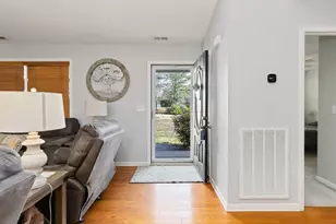 210 Shady Spring Way, Wellford, SC 29385 - Photo 5