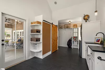 305 E Prince Road, Landrum, SC 29356 - Photo 17