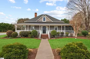 305 E Prince Rd, Landrum, SC 29356 - Photo 1