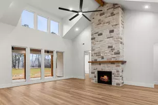 155 Carriage Gate Dr, Wellford, SC 29385 - Photo 5