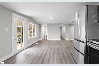 131 Fall Street, Woodruff, SC 29388 - Photo 9