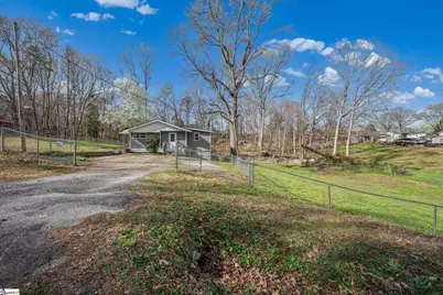 131 Fall Street, Woodruff, SC 29388 - Photo 3