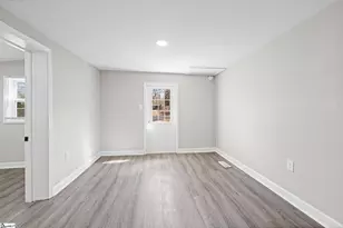 131 Fall St, Woodruff, SC 29388 - Photo 15