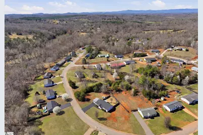 409 Anchor Road, Greenville, SC 29617 - Photo 5