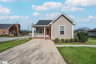 549 N Forest St, Spartanburg, SC 29303 - Photo 1