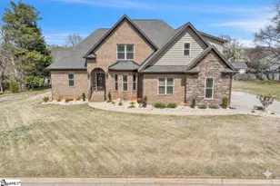 207 Poplar Ridge Rd, Simpsonville, SC 29681 - Photo 1