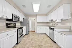 204 Summerside Dr, Greenville, SC 29615 - Photo 7