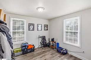 101 Pleasant Ridge Ave, Greenville, SC 29605 - Photo 15