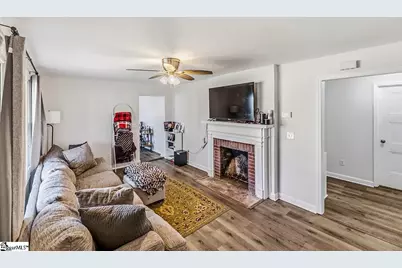 101 Pleasant Ridge Avenue, Greenville, SC 29605 - Photo 3