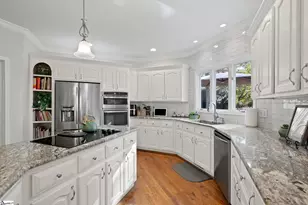 305 Stone Dale Dr, Simpsonville, SC 29681 - Photo 3