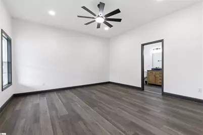 1 E 5th Street, Greenville, SC 29611 - Photo 21