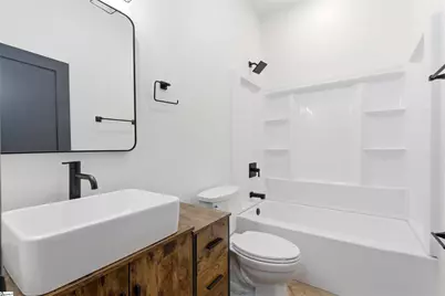 1 E 5th Street, Greenville, SC 29611 - Photo 19