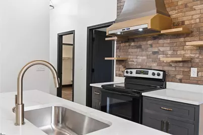 1 E 5th Street, Greenville, SC 29611 - Photo 11