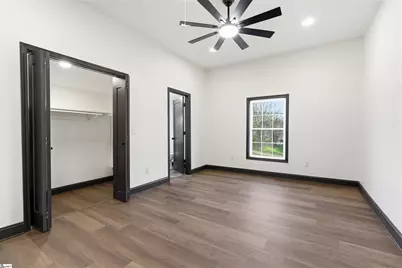 1 E 5th Street, Greenville, SC 29611 - Photo 15