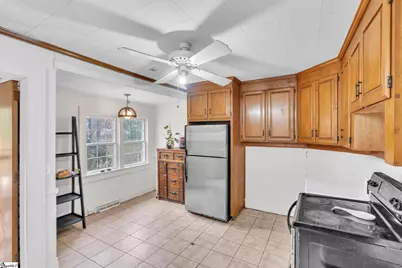 112 Maplebrook Street, Laurens, SC 29360 - Photo 9