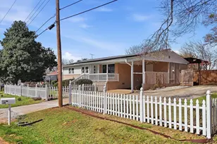 18 Maudie St, Greenville, SC 29605 - Photo 3