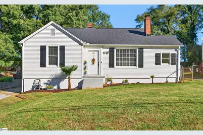 130 Pleasant Ridge Avenue, Greenville, SC 29605 - Photo 1