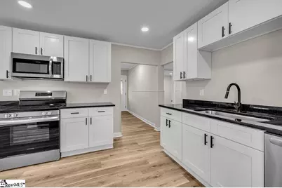 410 E South 3rd Street, Seneca, SC 29678 - Photo 13